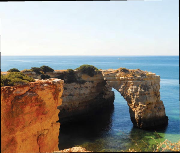 SEVEN HANGING VALLEYS