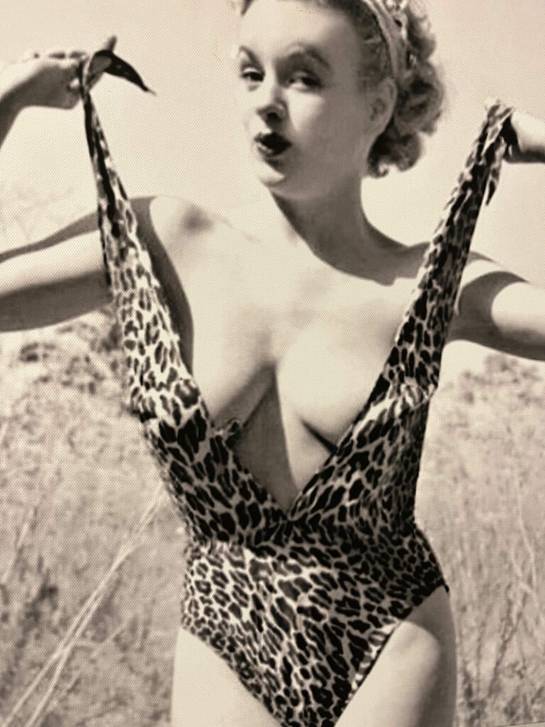 Pop Up Gallery in Fine & Country Carvoeiro from Corte Real Gallery Marilyn Monroe