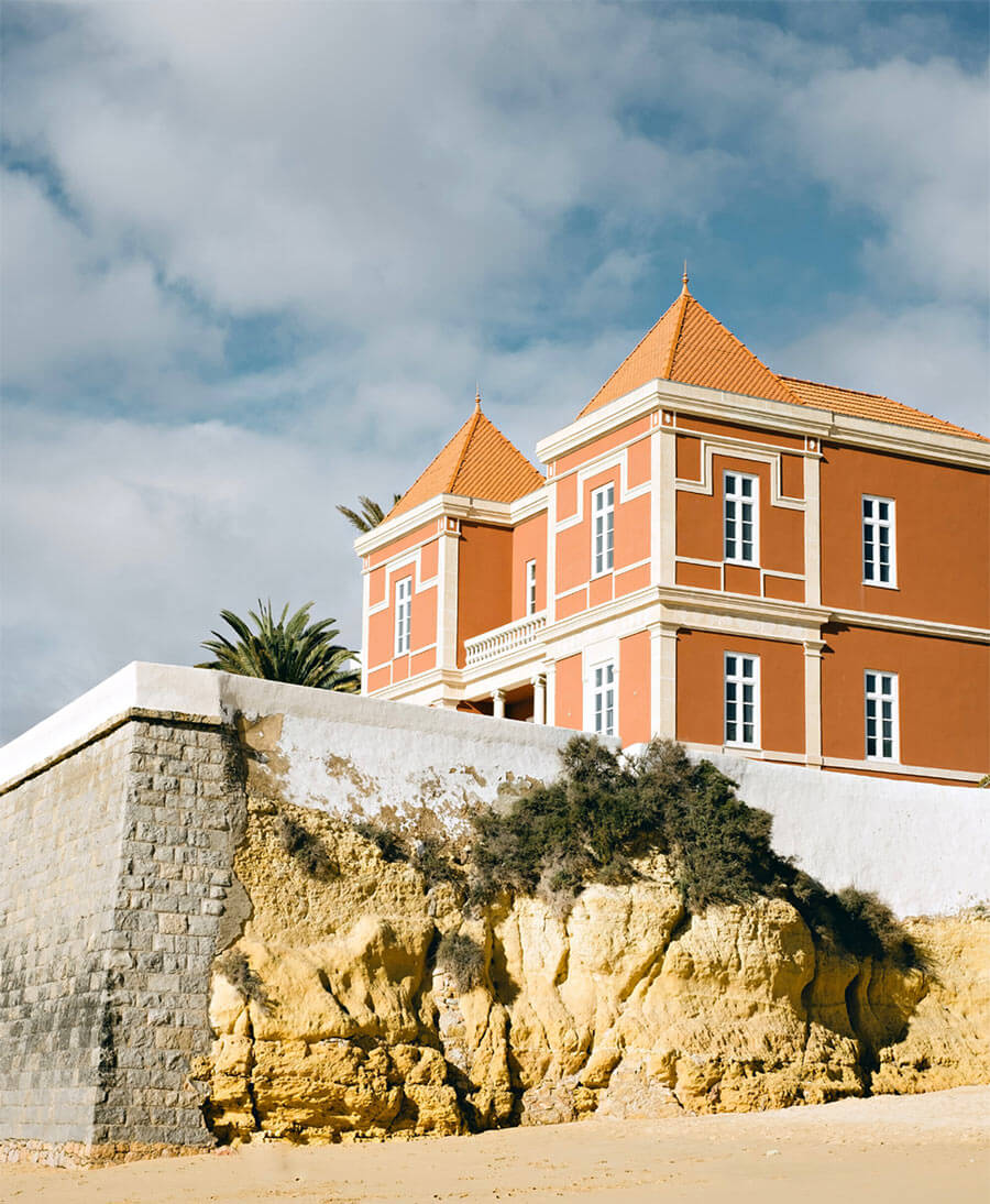Red Chalet, Armação de Pêra, Vila Vita Collection, in Algarve Portugal